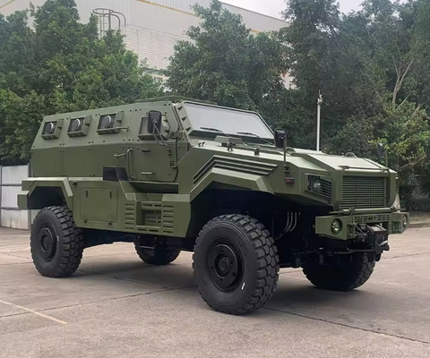 830KG Entire Weight Armored Security Vehicle Full Time Four-Wheel Drive Technology