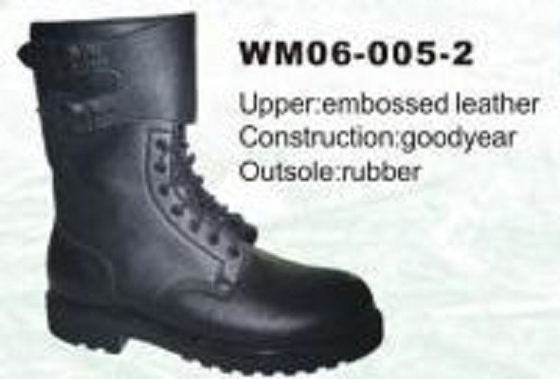 Breathable And Antibacterial Combat Tactical Boots With Super Grip Function